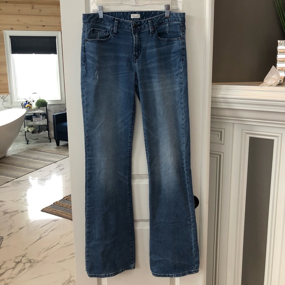 NWOT Woman’s GAP Jeans.